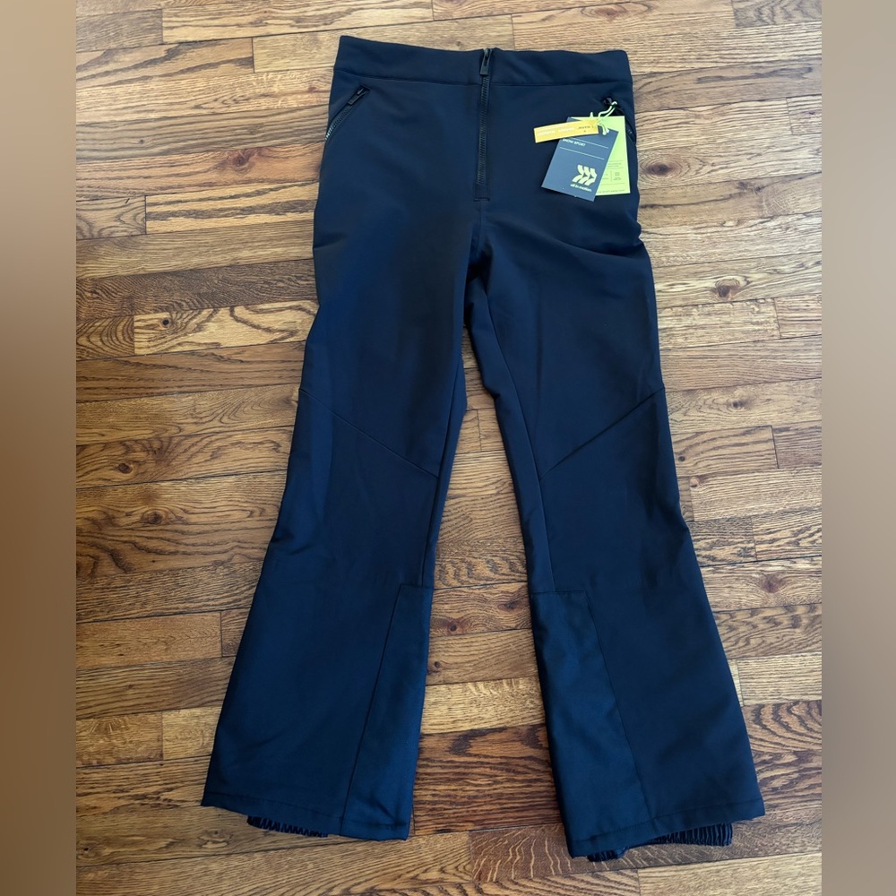 NWT All in Motion women’s snow pant